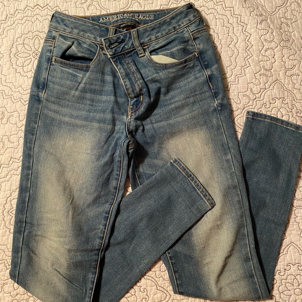American Eagle super stretch skinny jeans, size 4